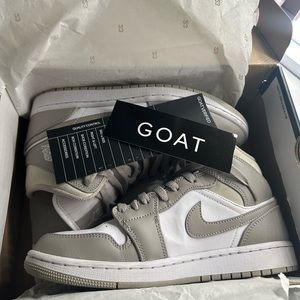Air Jordan 1 Mid
